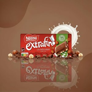 Шоколад Nestlé Extrafino молочный с фундуком 123 г